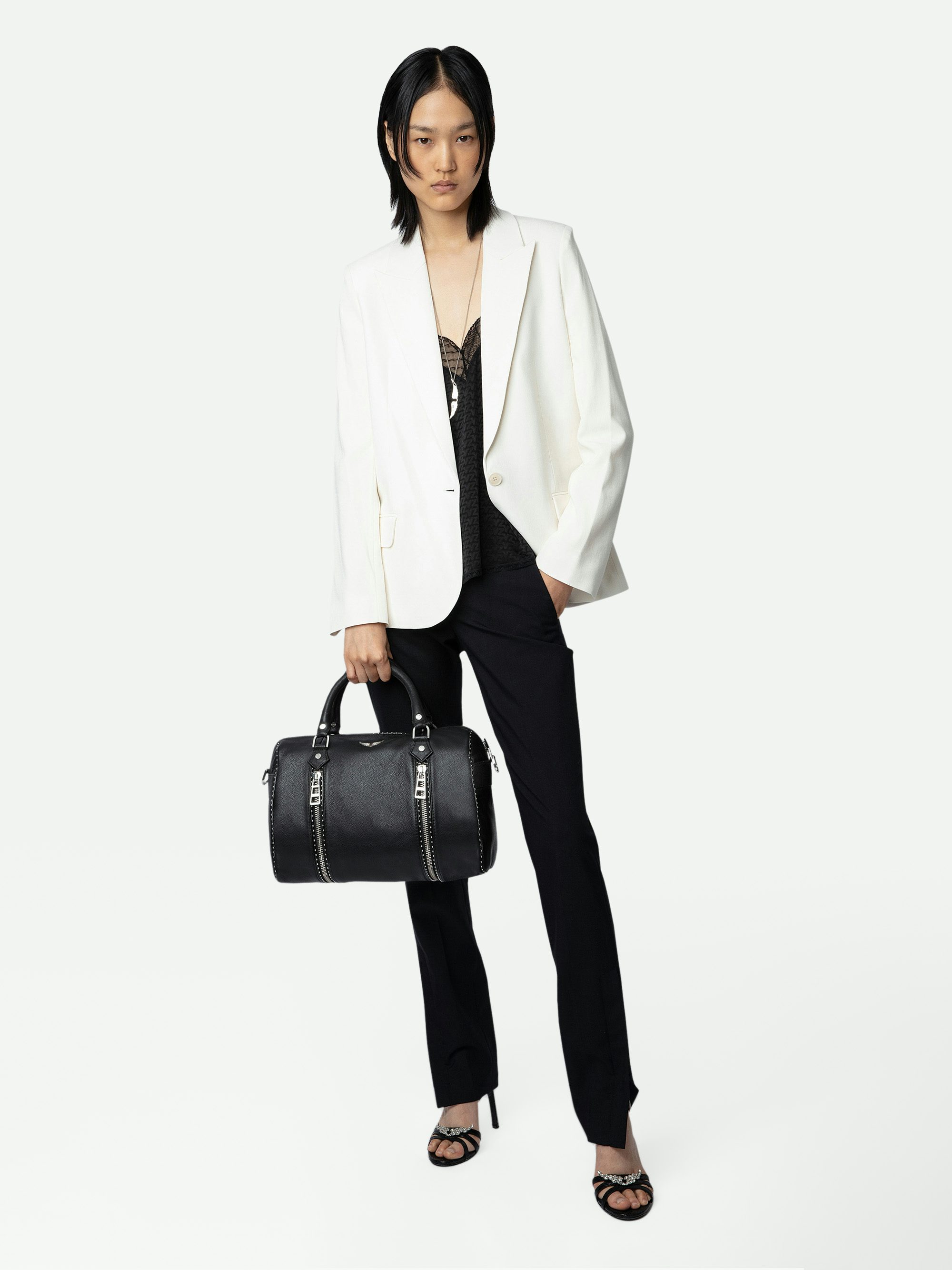 Sunny Medium Studs Bag - Iconic Sunny Medium bag in grained leather adorned with silver studs.